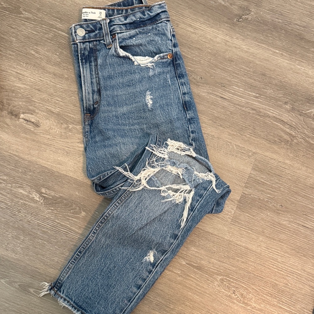 Abercrombie and Fitch Curve Love Mom Jeans